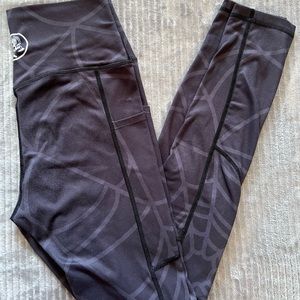 Spider web leggings